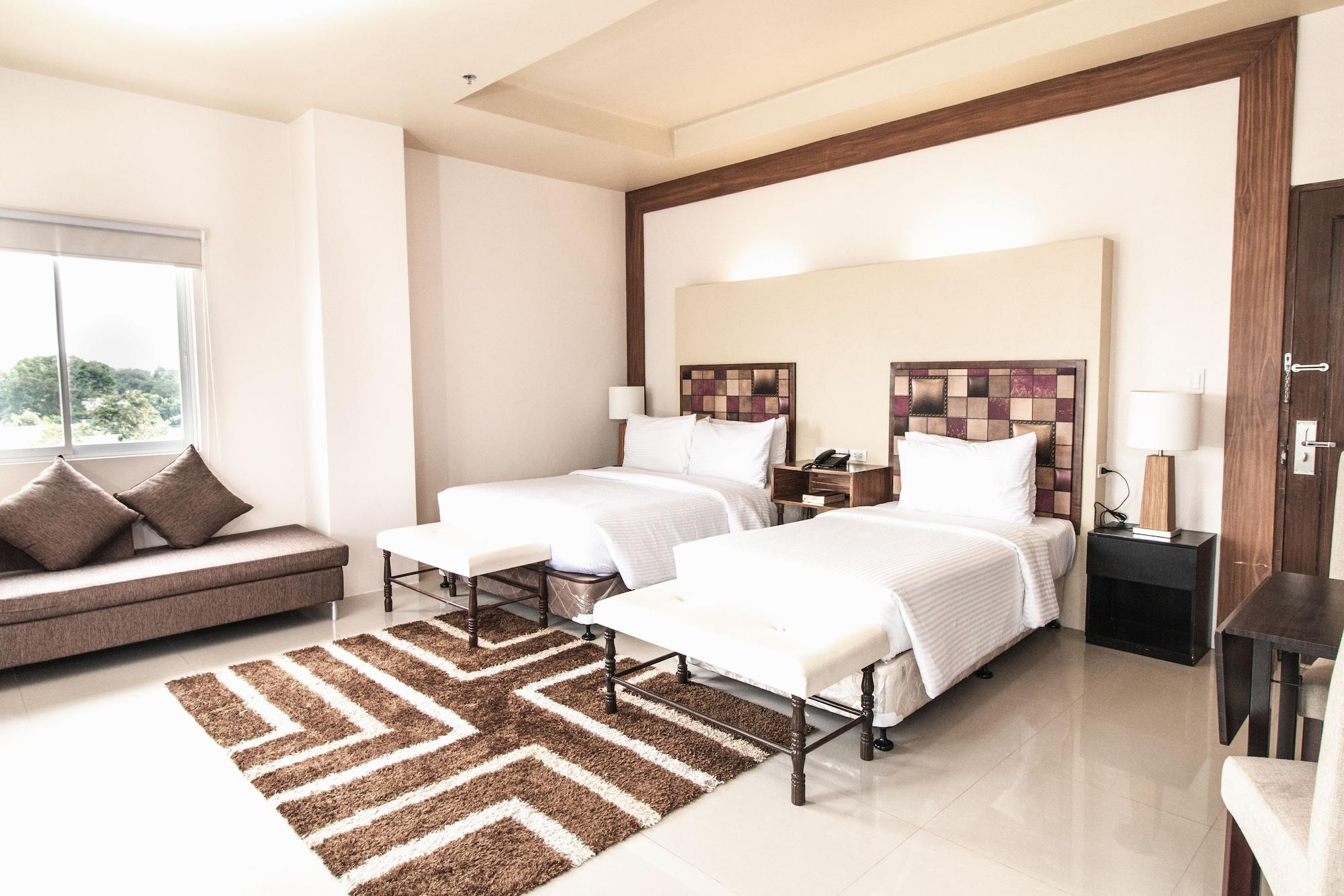 โรงแรมเซียร่า Dumaguete City ภายนอก รูปภาพ