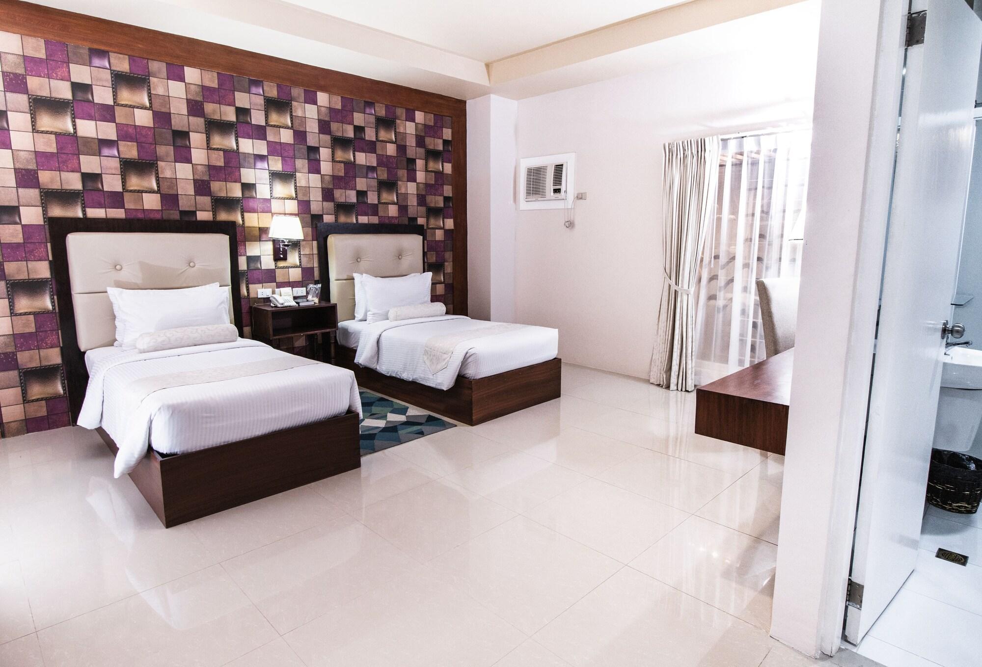 โรงแรมเซียร่า Dumaguete City ภายนอก รูปภาพ